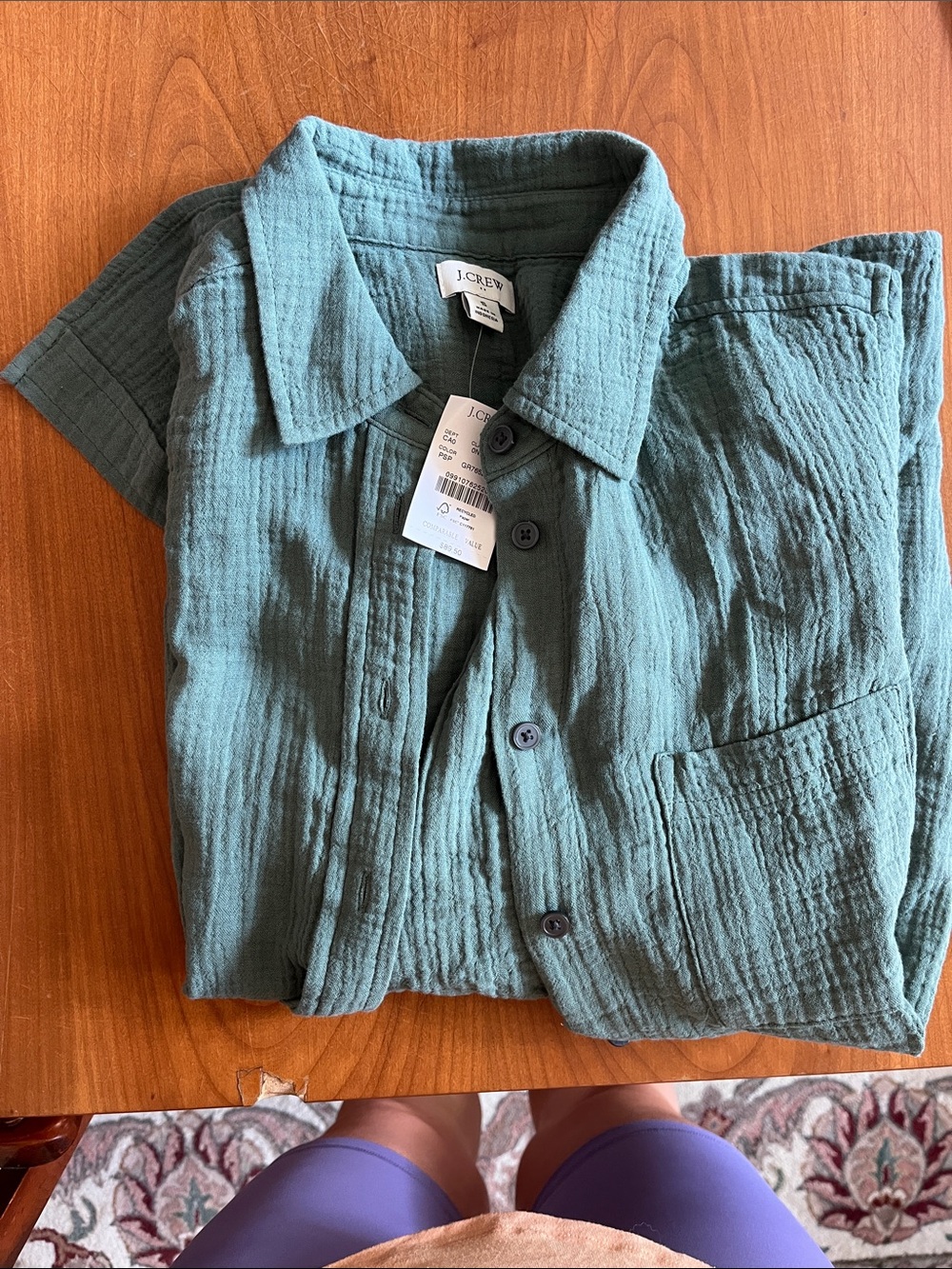J. Crew Men's Lightweight Textured Shirt Jacket in Teal Green